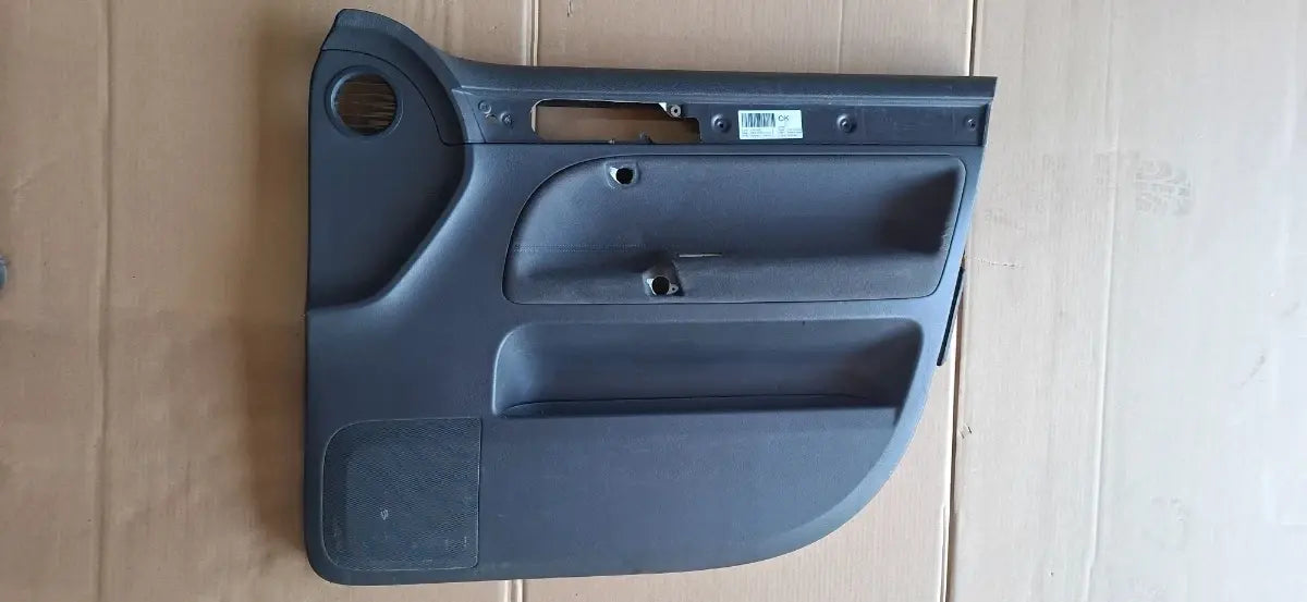 Tapiterie panou portiera dreapta fata VOLKSWAGEN TOUAREG 7LA, 7L6, 7L7 2002 - 2013 3.0 V6 TDI BKS, CATA 7L6867012EJ