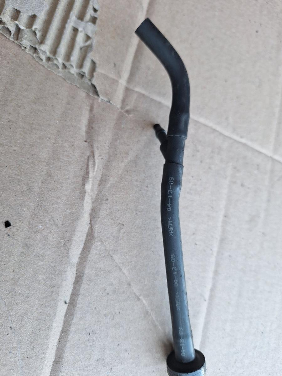 Furtun/conductă vacuum AUDI A4 IV Avant 8K5, B8 2010 2.0 TDI CAGA 105KW|143HP 2010
