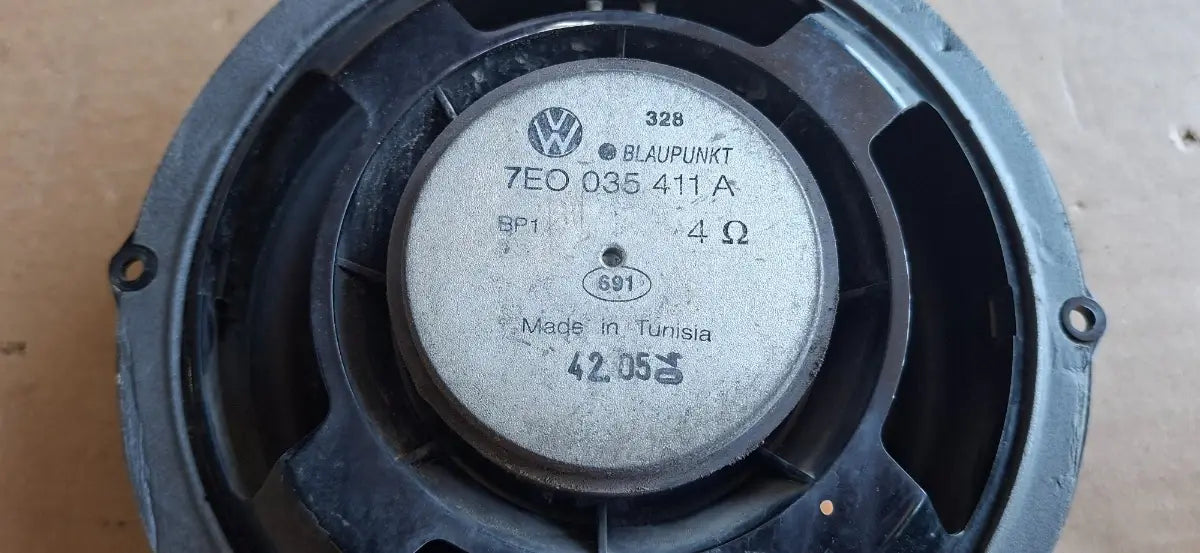Difuzor panou VOLKSWAGEN TOUAREG 7LA, 7L6, 7L7 2002 - 2013 3.0 V6 TDI BKS, CATA 7E0035411A