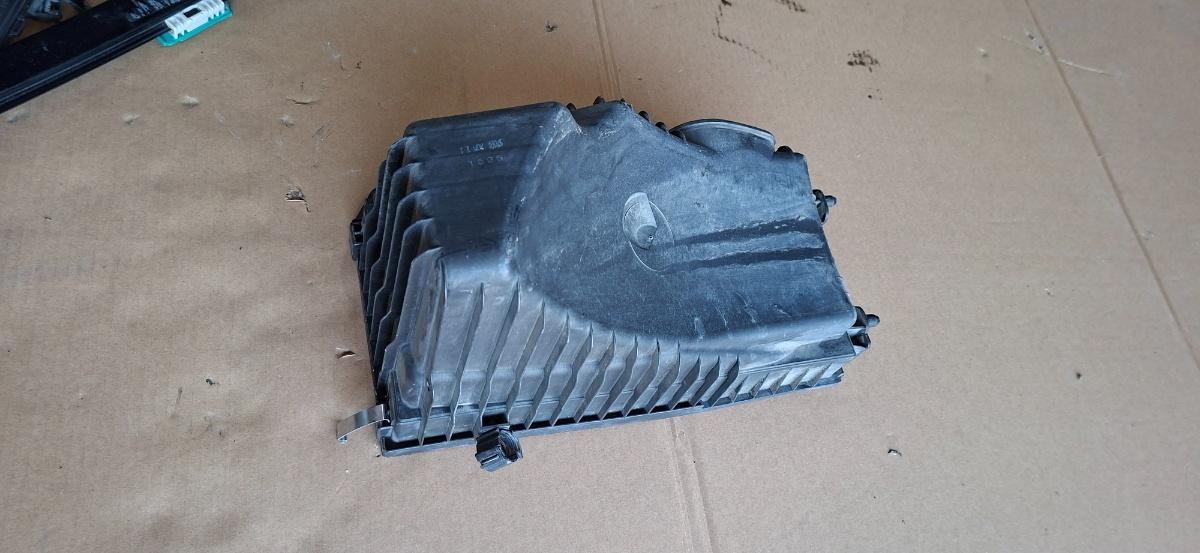 Capac carcasa filtru de aer VOLKSWAGEN TOUAREG 7LA, 7L6, 7L7 2002 - 2013 3.0 V6 TDI BKS, CATA 7L6129607AE