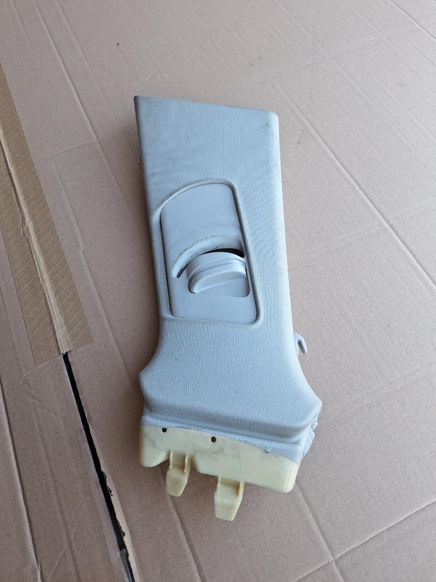 Ornament stalp (B) (superior) stanga AUDI A4 IV Avant 8K5, B8 2007 - 2015 2.0 TDI CAGA, CJCA, CMEA, CMFA 8K0867293
