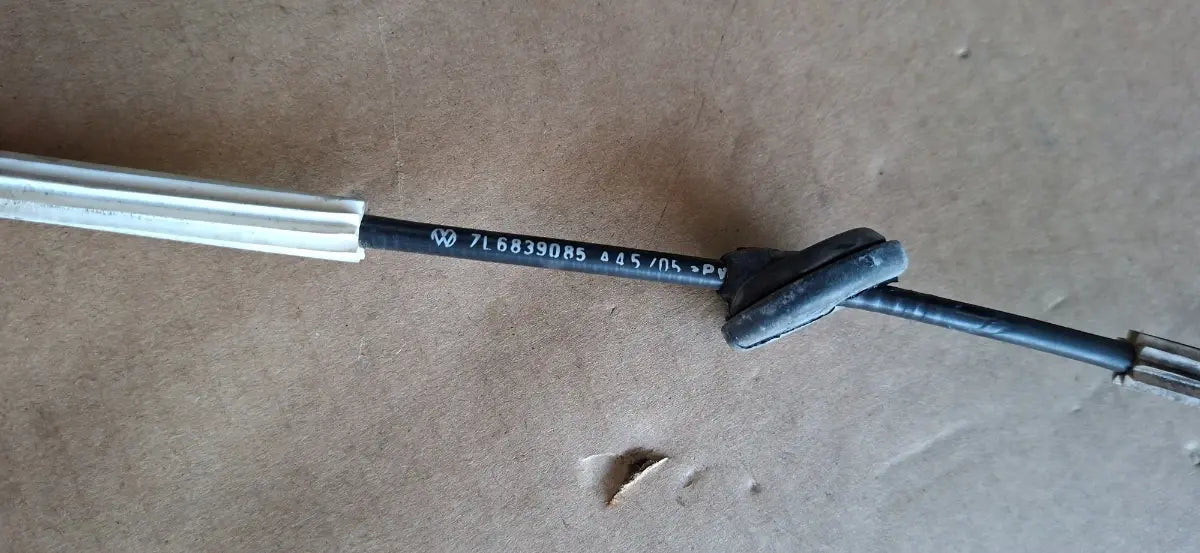 Cablu portiera spate VOLKSWAGEN TOUAREG 7LA, 7L6, 7L7 2002 - 2013 3.0 V6 TDI BKS, CATA 7L6839085