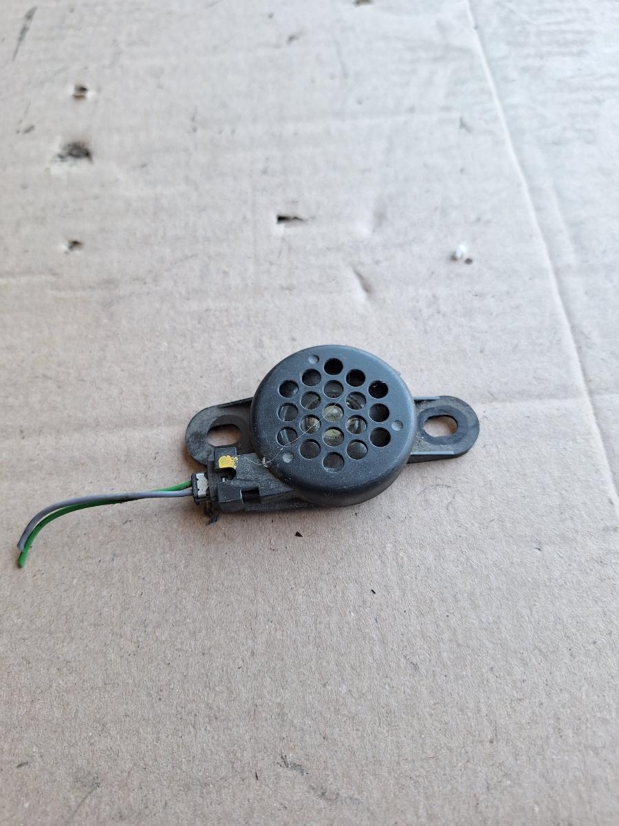 Difuzor senzor de parcare PDC fata VOLKSWAGEN PASSAT 365 2010 - 2014 2.0 TDi BlueMotion CFFB 8E0919279