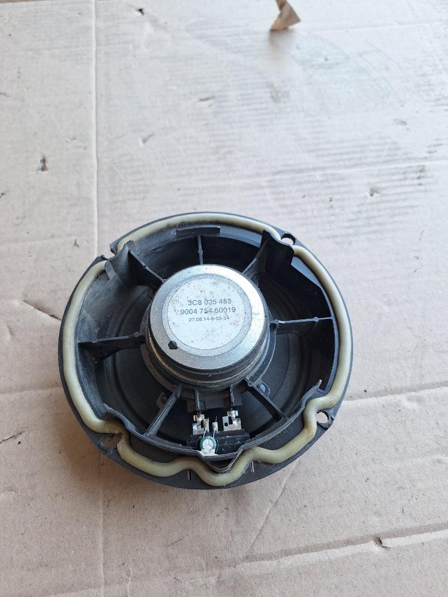 Difuzor panou spate VOLKSWAGEN PASSAT 365 2010 - 2014 2.0 TDi BlueMotion CFFB 3C8035453