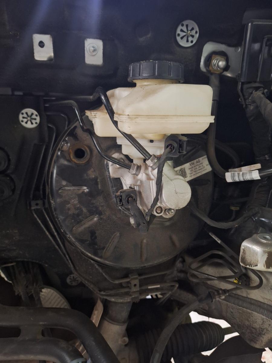 Tulumba servofrana cu pompa SKODA KAMIQ [ 2018 -> ] 1.5 TSI ACT EVO DPCA 2Q1614105R