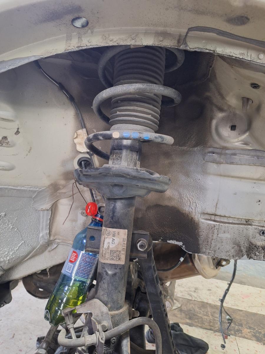 Set kit ansamblu suspensie fata arcuri cu amortizoare SKODA KAMIQ [ 2018 -> ] 1.5 TSI ACT EVO DPCA 2Q0413031DT