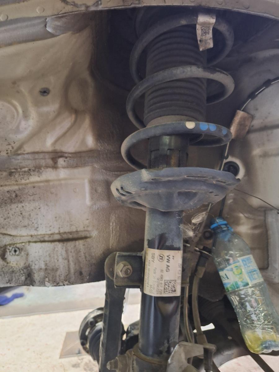 Set kit ansamblu suspensie fata arcuri cu amortizoare SKODA KAMIQ [ 2018 -> ] 1.5 TSI ACT EVO DPCA 2Q0413031DT