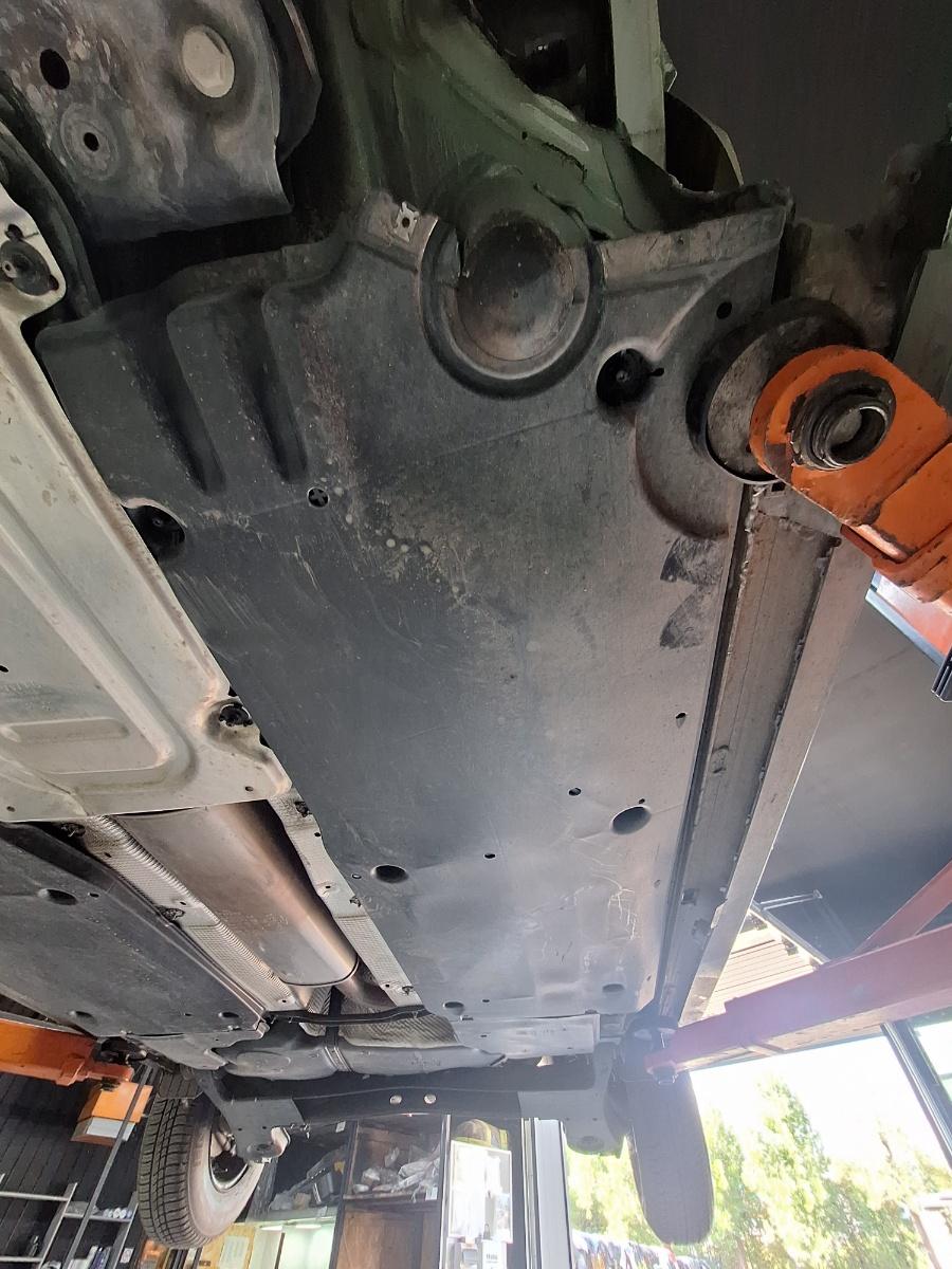 Protectie sub caroserie/scut stanga SKODA KAMIQ [ 2018 -> ] 1.5 TSI ACT EVO DPCA