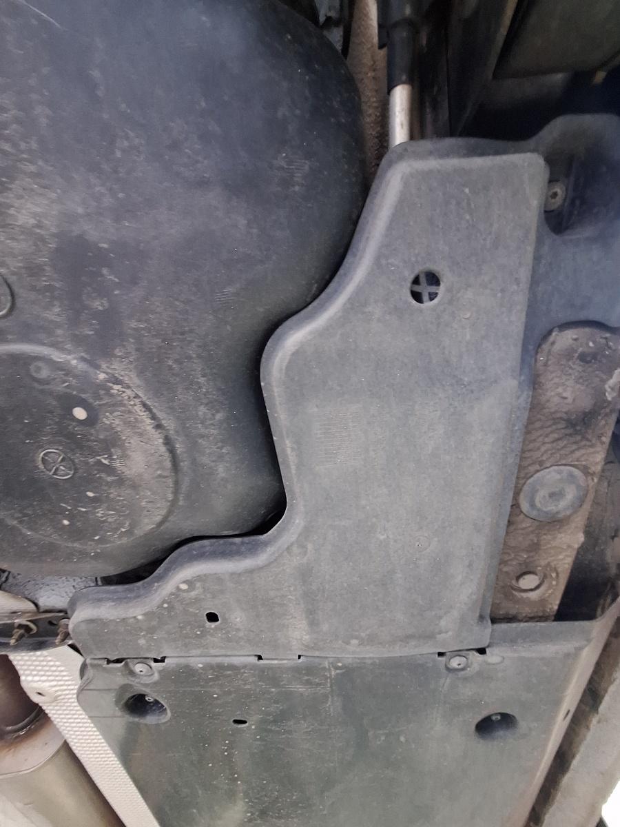 Scut de protectie sub caroserie bara spate dreapta SKODA KAMIQ [ 2018 -> ] 1.5 TSI ACT EVO DPCA 2Q0825102A