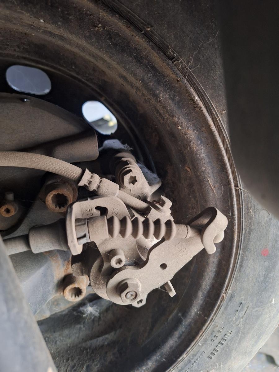 Etrier frana spate dreapta SKODA KAMIQ [ 2018 -> ] 1.5 TSI ACT EVO DPCA
