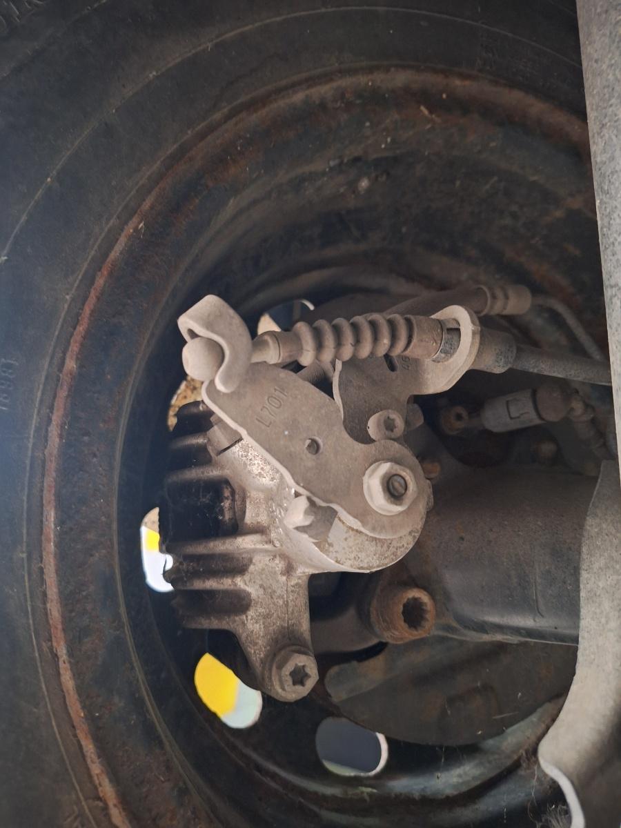 Etrier frana spate stanga SKODA KAMIQ [ 2018 -> ] 1.5 TSI ACT EVO DPCA