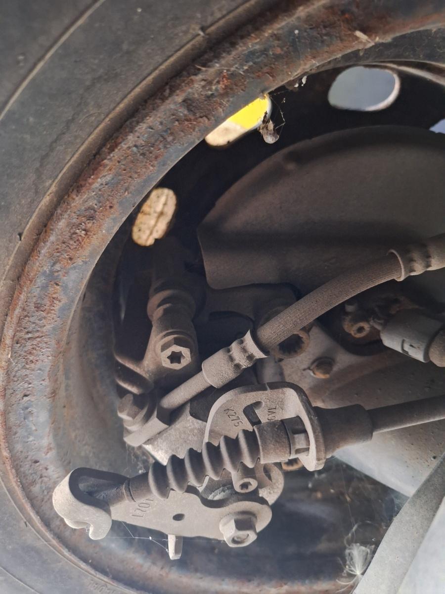 Etrier frana spate stanga SKODA KAMIQ [ 2018 -> ] 1.5 TSI ACT EVO DPCA