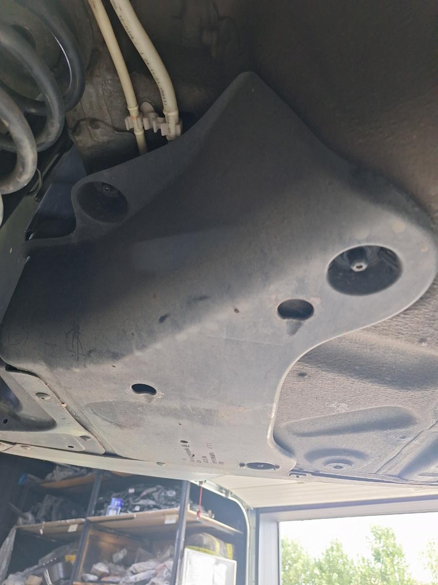 Scut de protecție sub caroserie bară spate dreapta spate SKODA KAMIQ 2022 1.5 TSI ACT EVO DPCA 110KW|148HP 2022