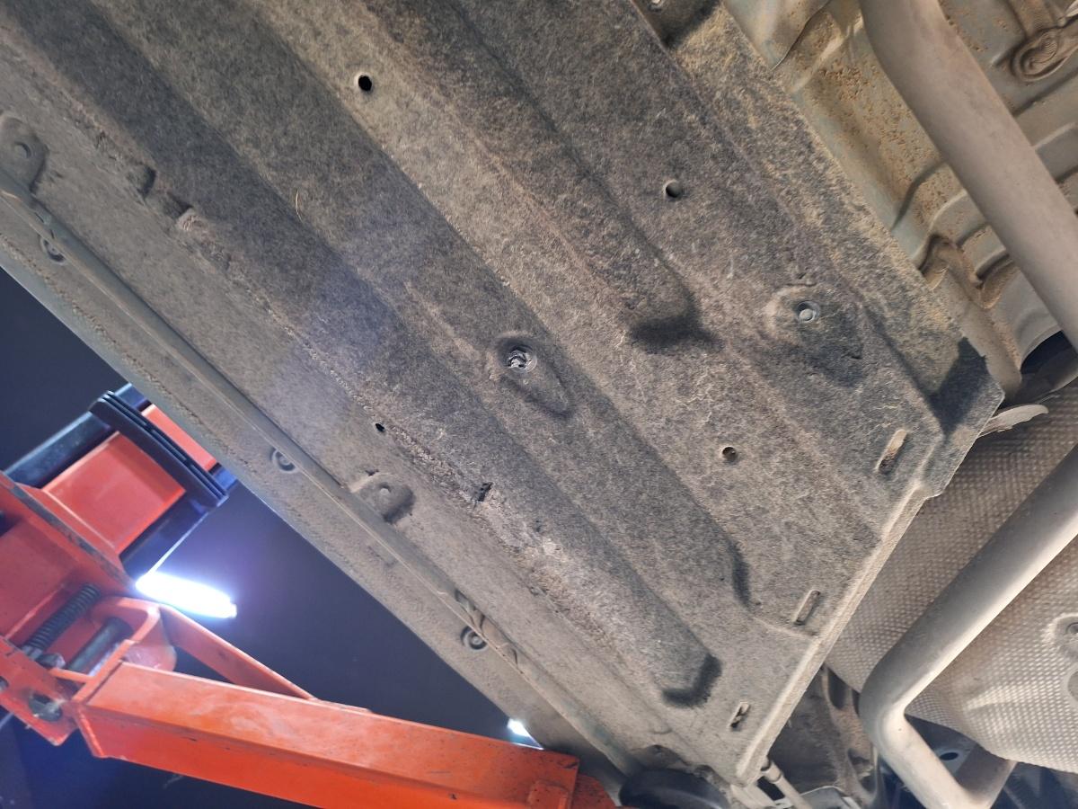 Protectie sub caroserie/scut dreapta HYUNDAI i20 [ 2020 -> ]