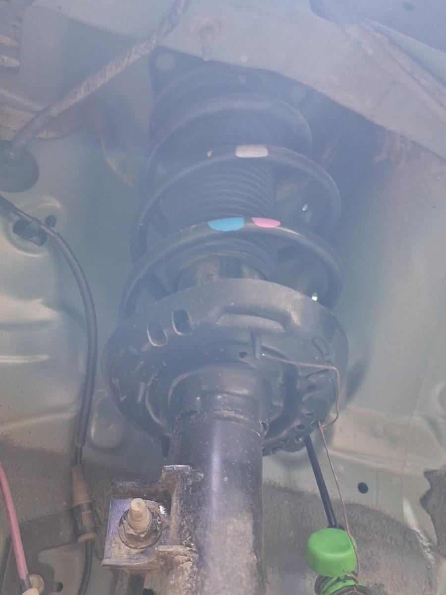Set kit ansamblu suspensie față dreapta HYUNDAI i20 2024 1.2 MPi G4LF 62KW|84HP 2024