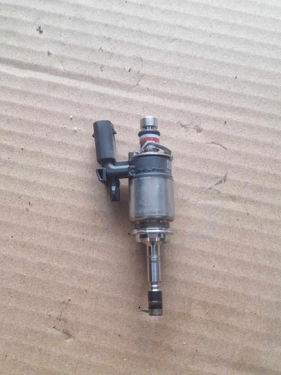 Injector combustibil SKODA KAMIQ [ 2018 -> ] 1.5 TSI ACT EVO DPCA 04E906036AD
