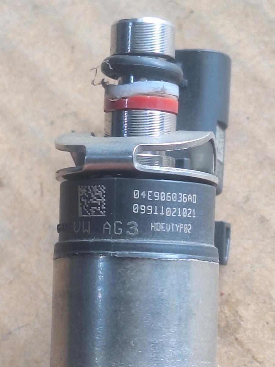 Injector combustibil SKODA KAMIQ [ 2018 -> ] 1.5 TSI ACT EVO DPCA 04E906036AD