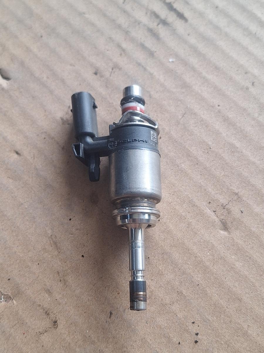 Injector combustibil SKODA KAMIQ [ 2018 -> ] 1.5 TSI ACT EVO DPCA 04E906036AD