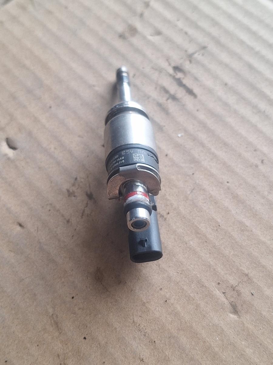 Injector combustibil SKODA KAMIQ [ 2018 -> ] 1.5 TSI ACT EVO DPCA 04E906036AD