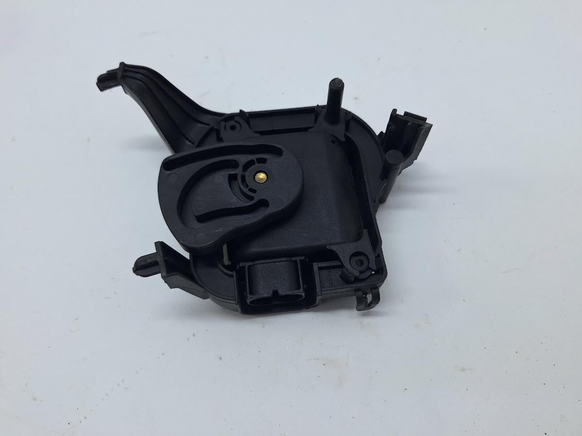 Actuator/motoras clapeta aer AC SKODA FABIA 6Y2 1999 - 2008 1.9 TDI ATD, AXR BOSCH 0132801206 6Q0907511B