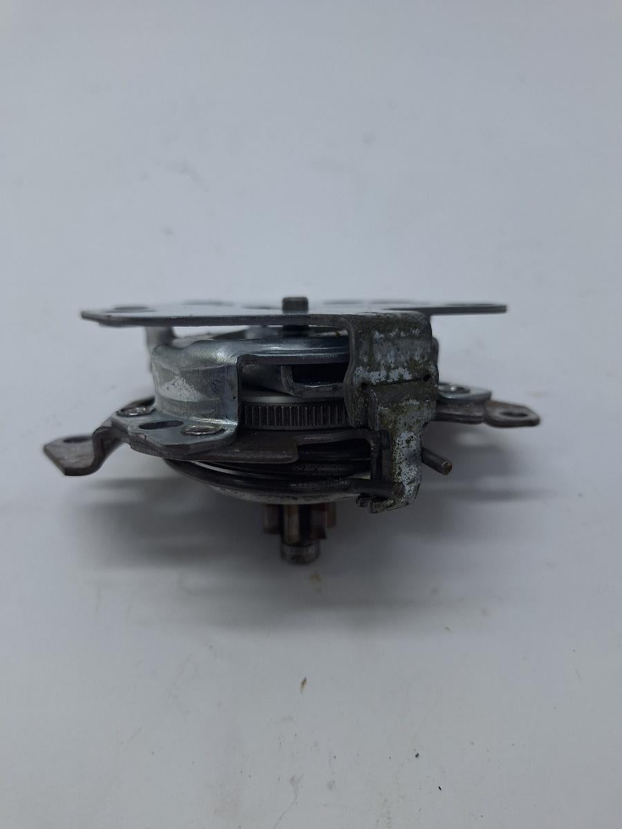 Reglaj inaltime scaun stanga fata SKODA SUPERB 3U4 2001 - 2008 1.9 TDI AVF, AWX VAG 900921-102 1J0881053D