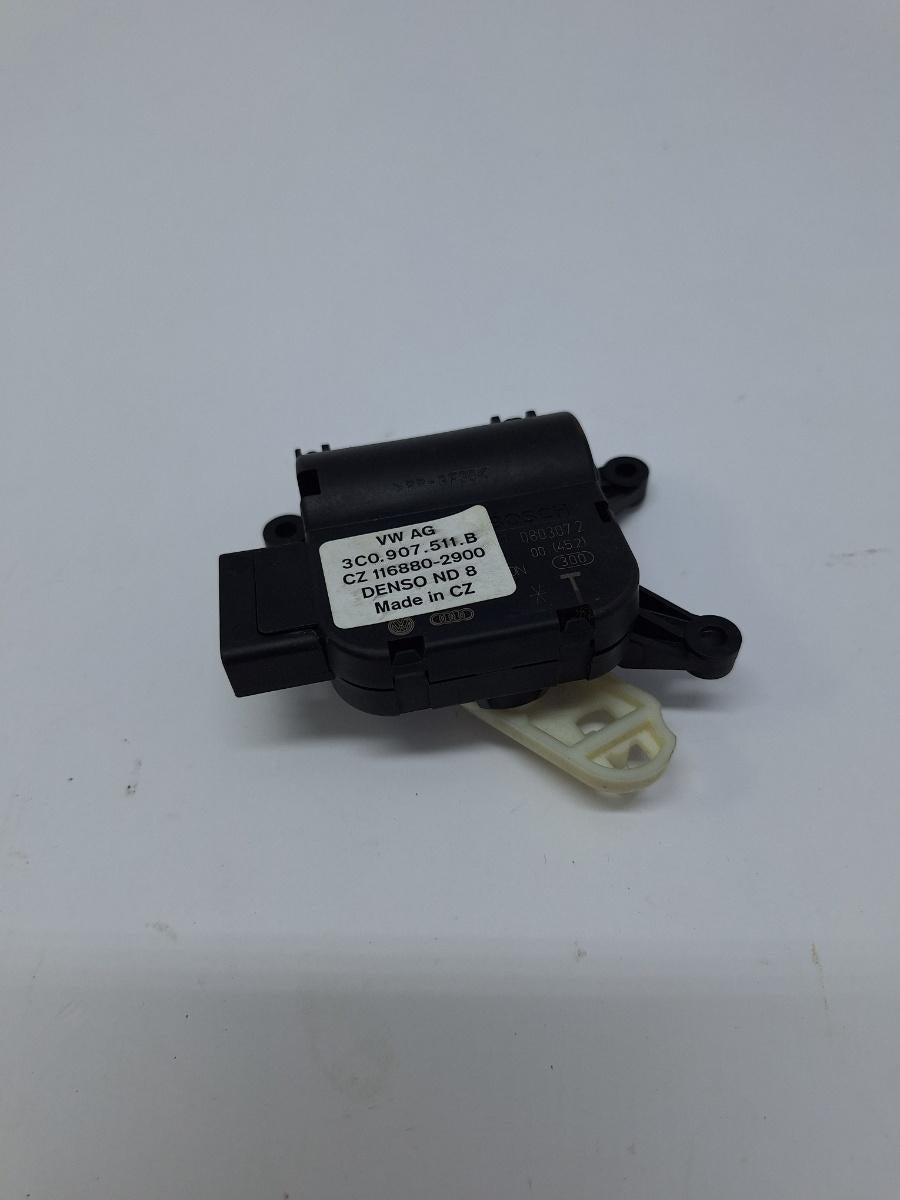 Motoras/actuator clapeta aer VOLKSWAGEN PASSAT 3C2 2005 - 2010 2.0 TDI 16V BKP, CBAB, VOLKSWAGEN PASSAT Variant 3C5 2005 - 2011 2.0 TDI BMP 3C0907511B