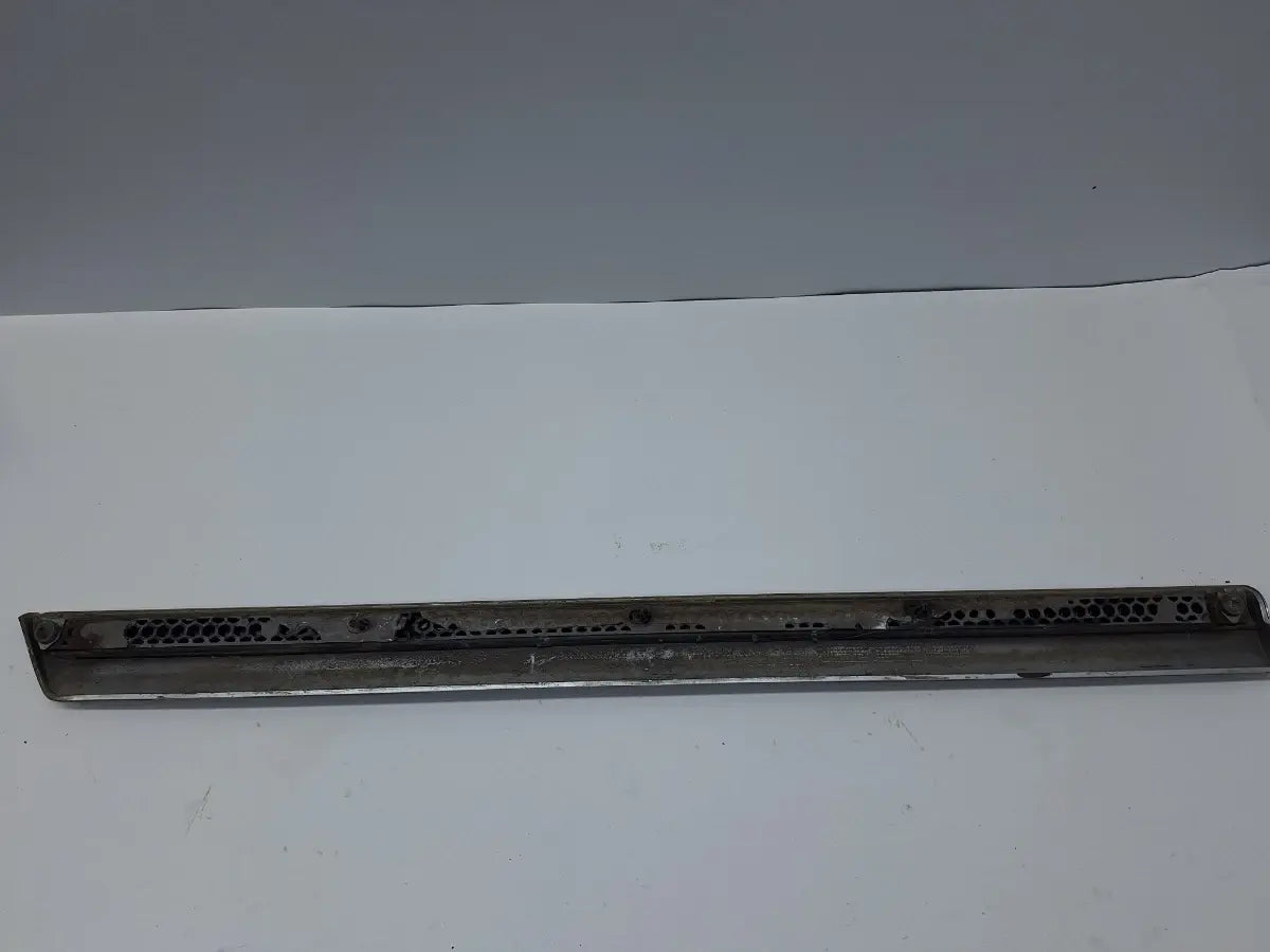 Bandou portiera stanga spate VOLKSWAGEN PASSAT 365 2010 - 2014 2.0 TDi BlueMotion CFFB 3AA854949(A)