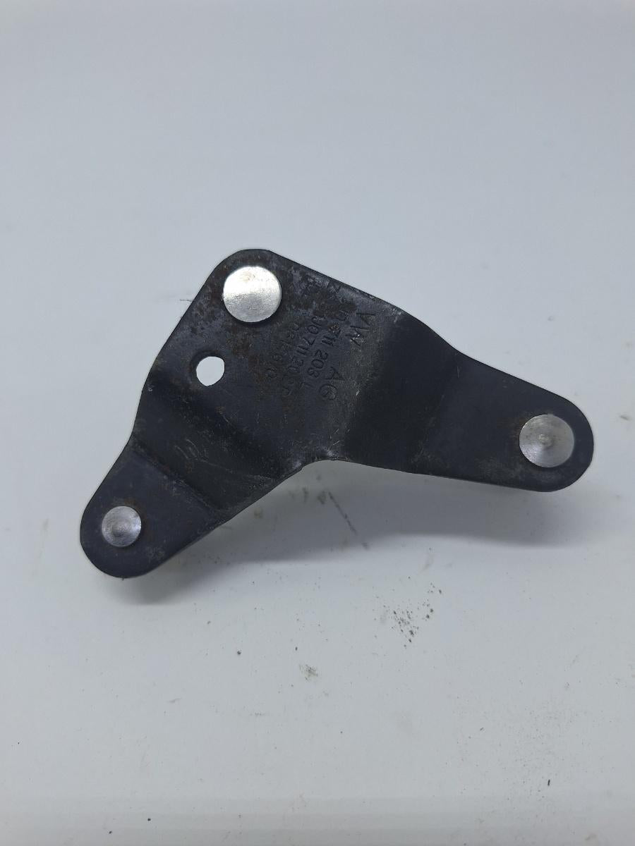 Suport timonerie schimbator de viteze VOLKSWAGEN GOLF IV Variant 1J5 1999 - 2006 1.9 TDI ATD, AXR 1J0711203L