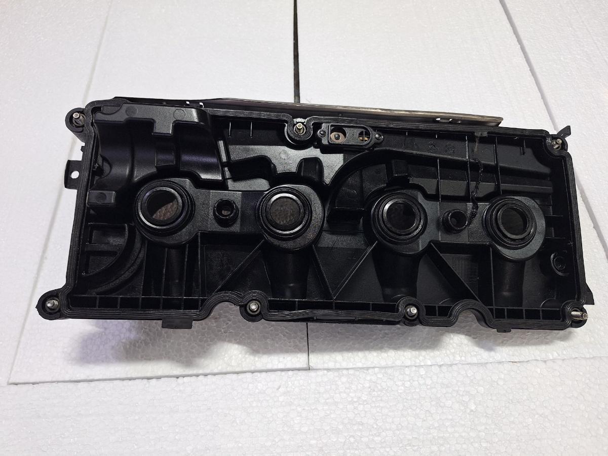 Capac culbutori VOLKSWAGEN TIGUAN 5N_ 2011 - 2016 2.0 TDI CFFB 04L103475A