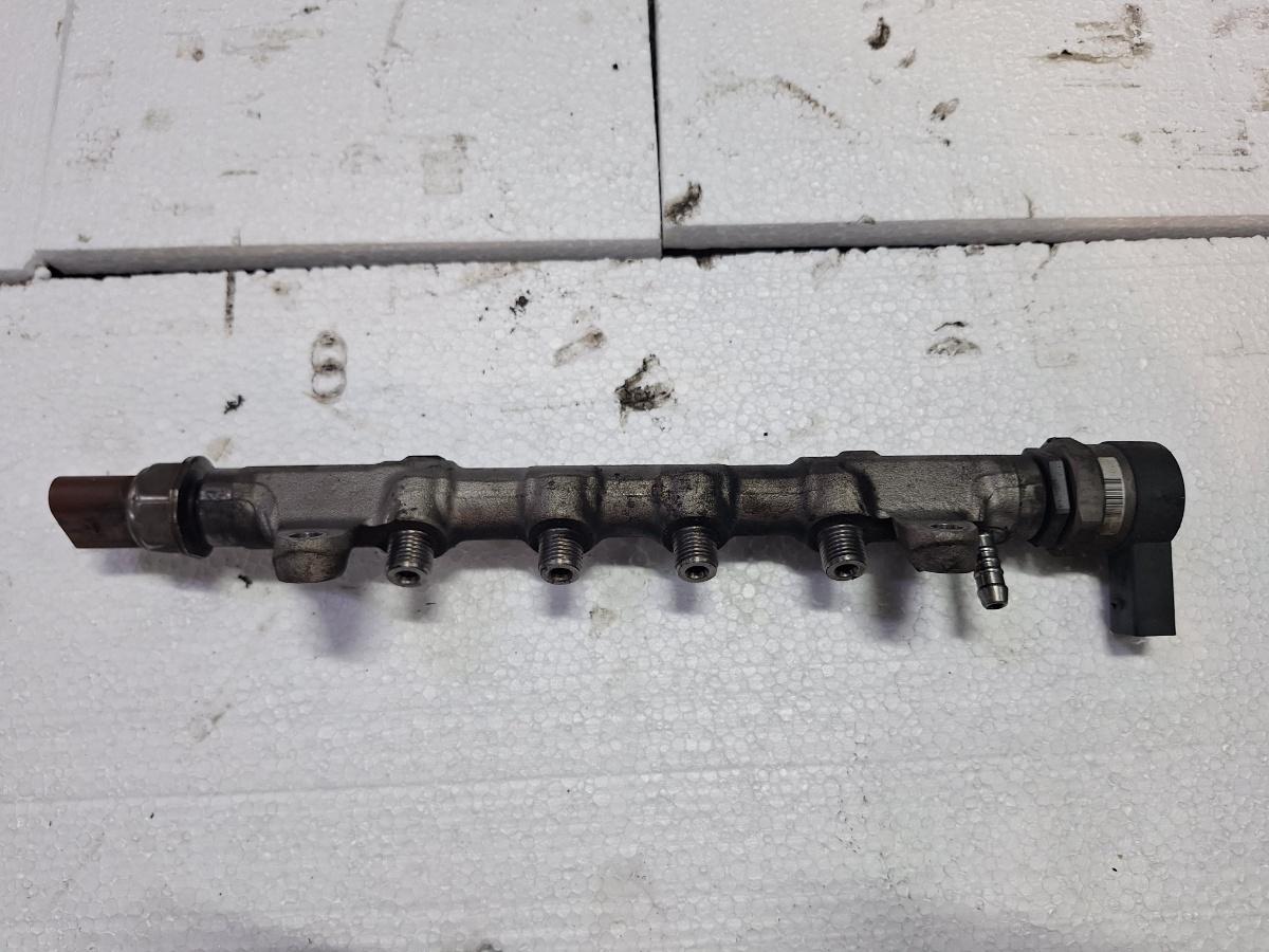 Rampa injectoare cu senzori VOLKSWAGEN TIGUAN 5N_ 2010 - 2015 2.0 TDI CFFB 03L089N