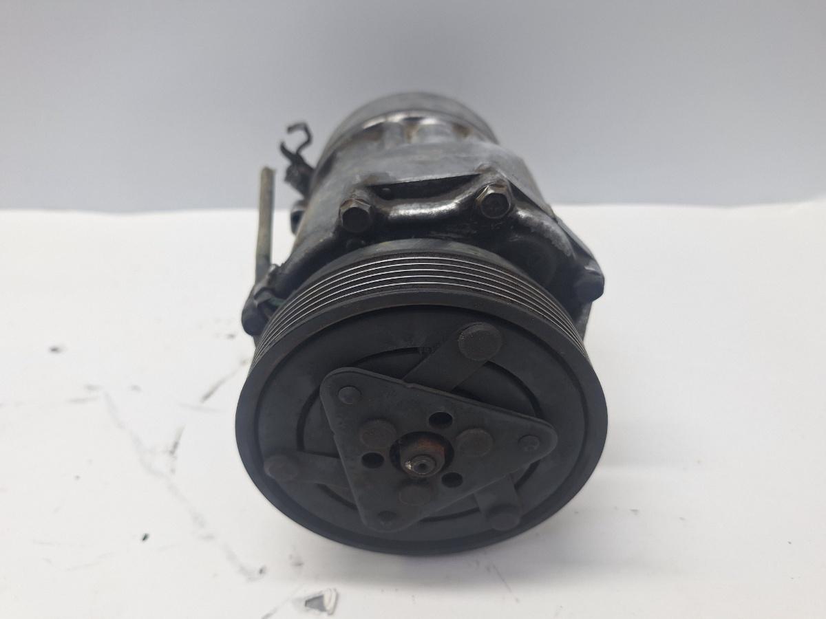Compresor AC VOLKSWAGEN GOLF IV Variant 1J5 1999 - 2006 1.9 TDI ATD, AXR 1J0820803L