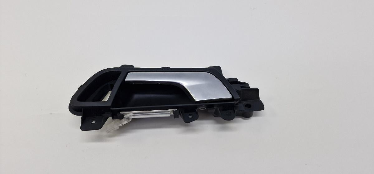 Maner interior portiera fata AUDI A4 IV Avant 8K5, B8 2007 - 2015 2.0 TDI CAGA, CJCA, CMEA, CMFA 8K0837019G