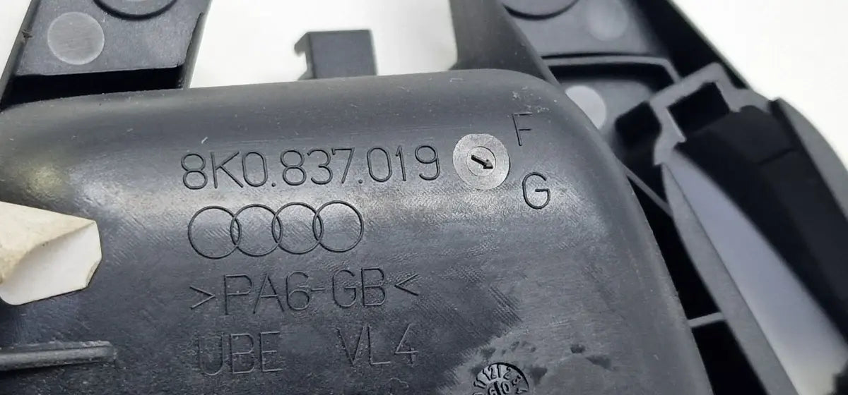 Maner interior portiera fata AUDI A4 IV Avant 8K5, B8 2007 - 2015 2.0 TDI CAGA, CJCA, CMEA, CMFA 8K0837019G