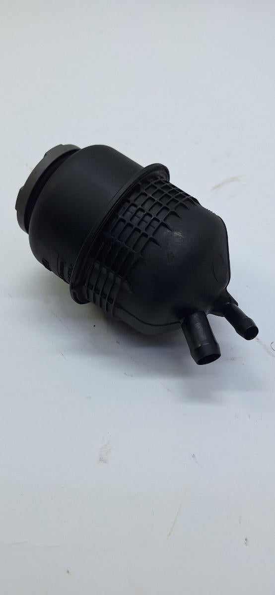 Rezervor lichid servodirectie AUDI A4 IV Avant 8K5, B8 2007 - 2015 2.0 TDI CAGA, CJCA, CMEA, CMFA 4F0422371D