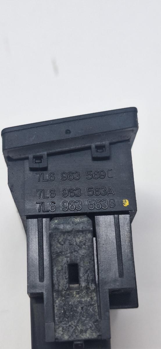 Comutator incalzire scaun VOLKSWAGEN TOUAREG 7LA, 7L6, 7L7 2002 - 2013 3.0 V6 TDI BKS, CATA 7L6963563B