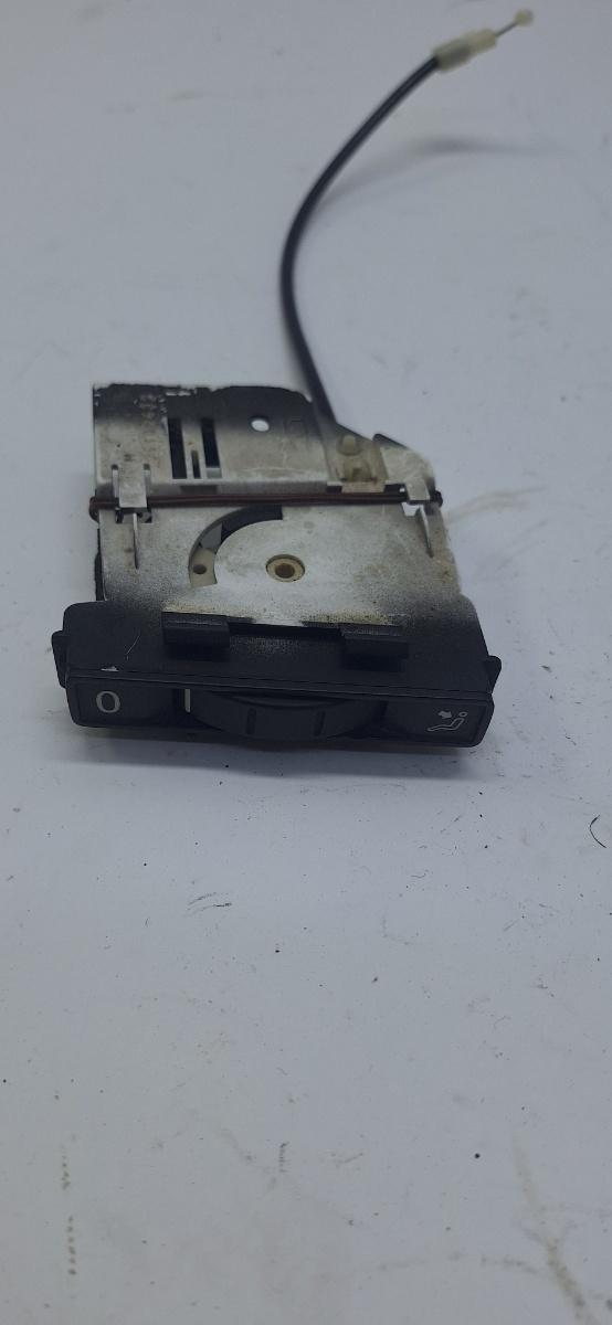 Grila de ventilatie bord centrala VOLKSWAGEN TOUAREG 7LA, 7L6, 7L7 2002 - 2013 3.0 V6 TDI BKS, CATA 7L6819765H