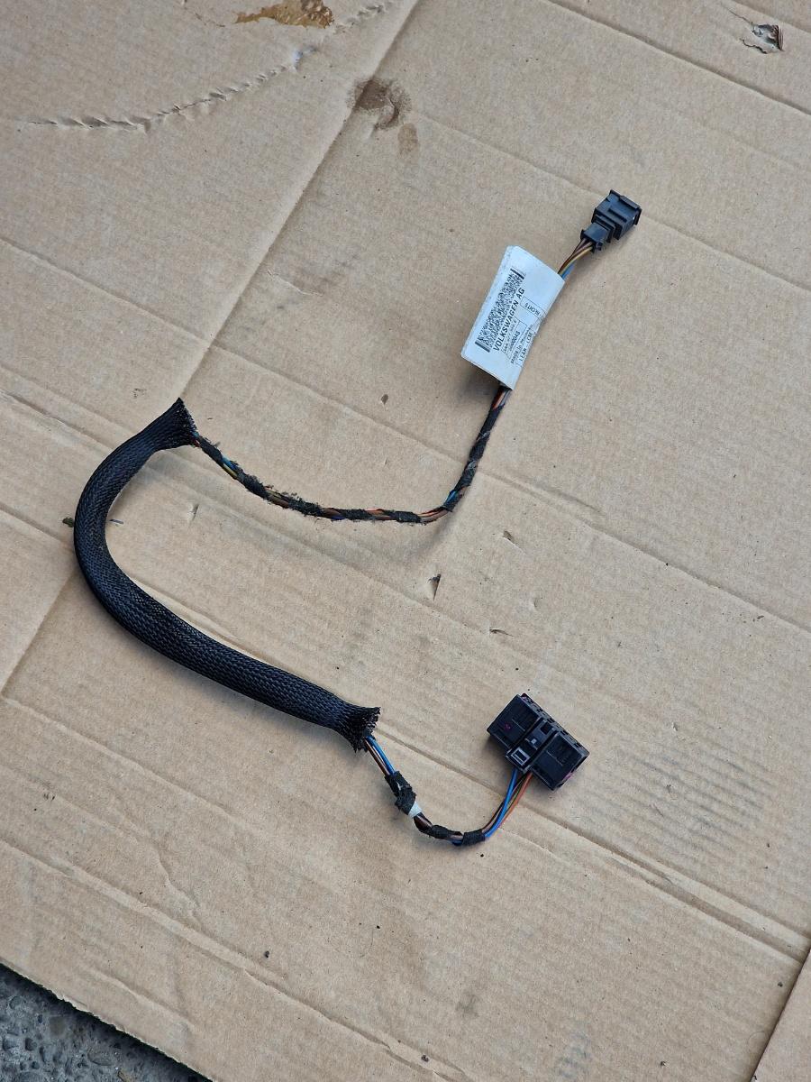 Cablaj scaun dreapta fata VOLKSWAGEN PASSAT 365 2010 - 2014 2.0 TDi BlueMotion CFFB 3AA971366E