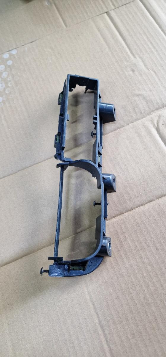 Suport maner interior portiera stanga fata VOLKSWAGEN GOLF IV Variant 1J5 1999 - 2006 1.9 TDI ATD, AXR 1J1867179A