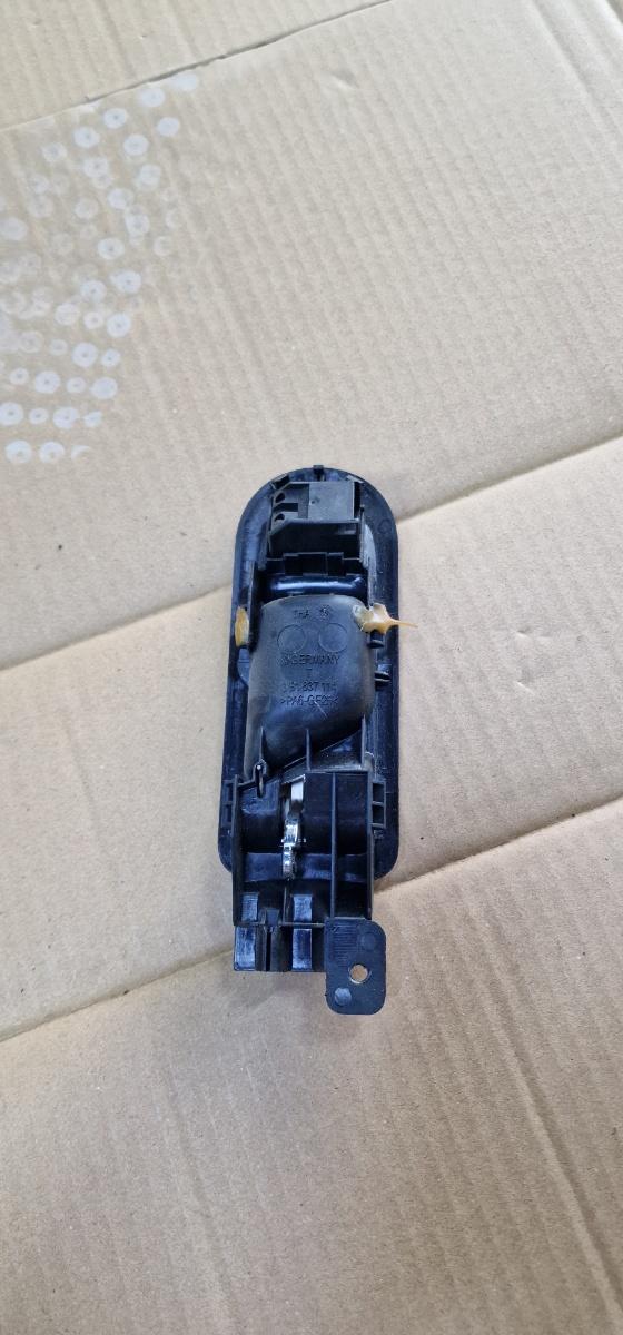 Maner interior portiera dreapta fata VOLKSWAGEN GOLF IV Variant 1J5 1999 - 2006 1.9 TDI ATD, AXR 3B1837114