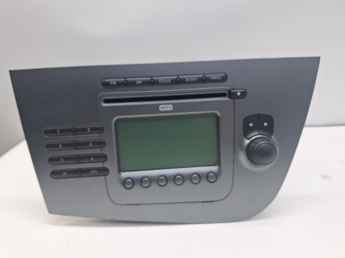 Player CD/DVD sistem de navigatie SEAT LEON II 1P1 2005 - 2013 1.9 TDI BKC, BLS, BXE 1P1035186B
