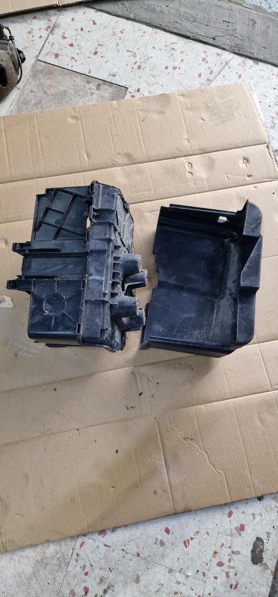 Tavita cutie baterie VOLKSWAGEN GOLF IV Variant 1J5 1999 - 2006 1.9 TDI ATD, AXR 1J0915435B