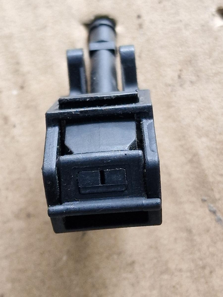 Duze spalator parbriz VOLKSWAGEN GOLF IV Variant 1J5 1999 - 2006 1.9 TDI ATD, AXR 6E0955985A