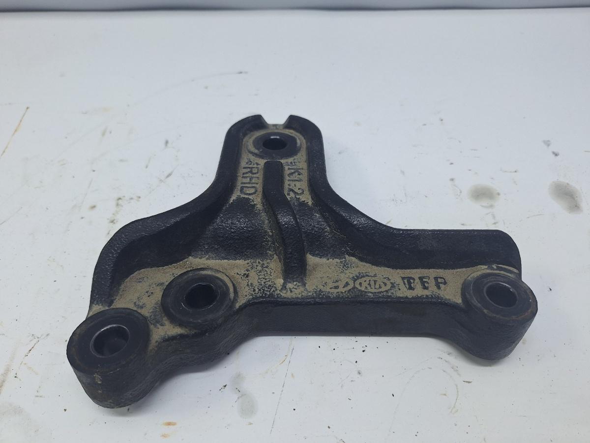 Suport tampon motor HYUNDAI i20 [ 2020 -> ] 21825CO000