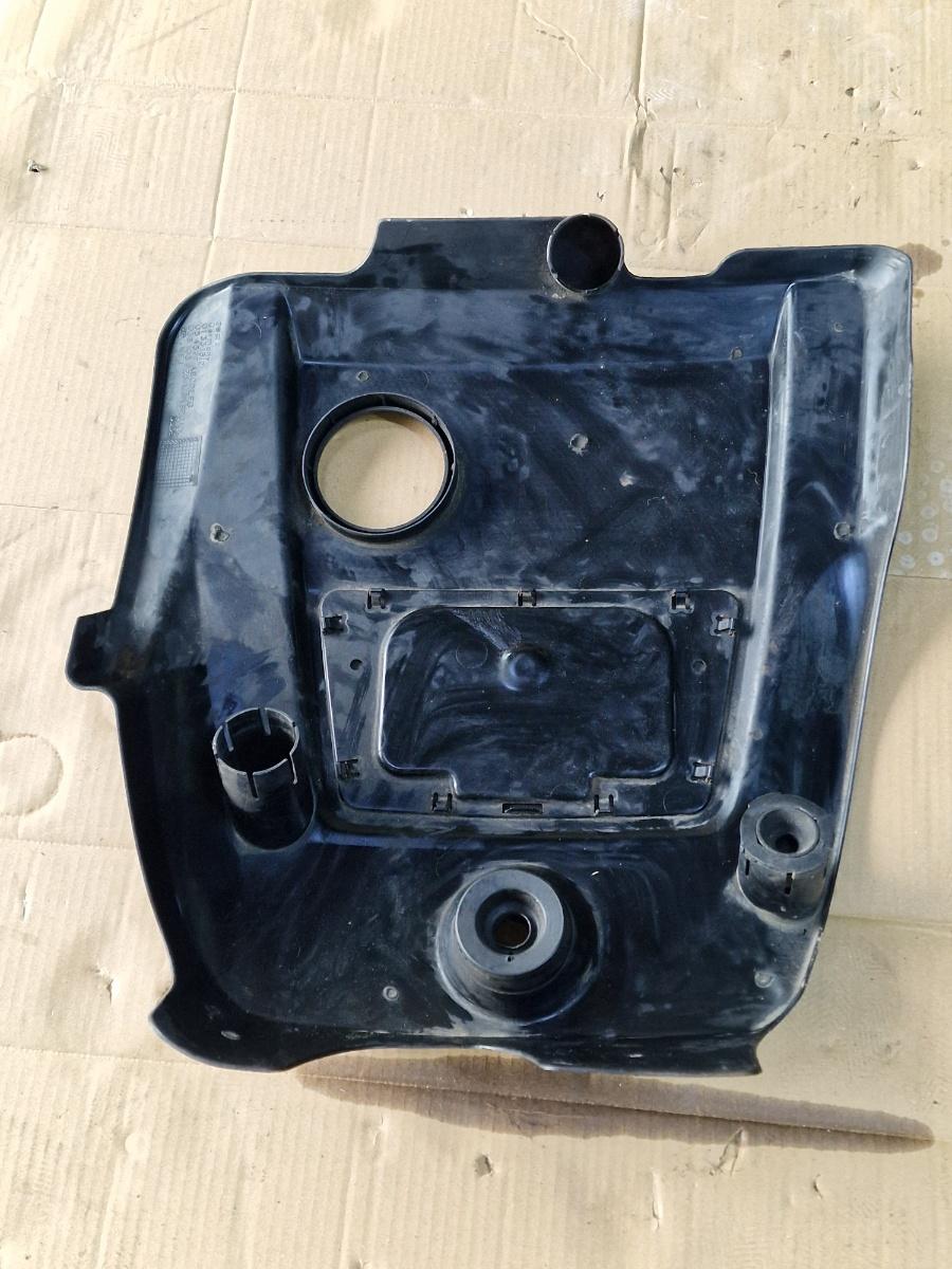 Capac motor (ornament) VOLKSWAGEN GOLF IV Variant 1J5 1999 - 2006 1.9 TDI ATD, AXR 038103925AJ