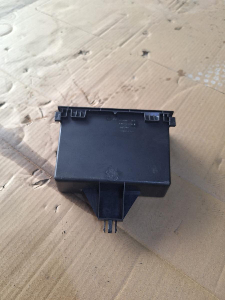 Interior sertar consola centrala VOLKSWAGEN GOLF IV Variant 1J5 1999 - 2006 1.9 TDI ATD, AXR 7H0857923