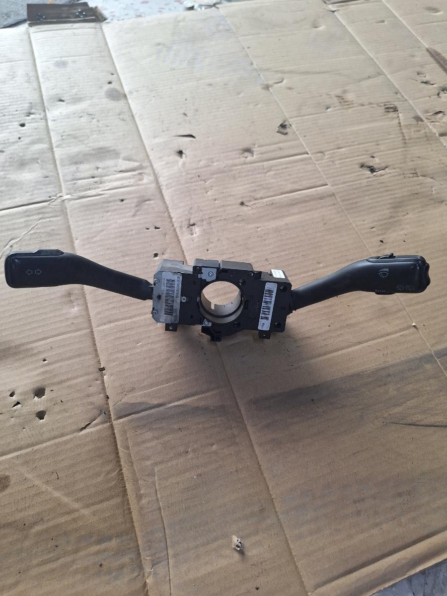 Ansamblu manete stergatoare semnalizare VOLKSWAGEN GOLF IV Variant 1J5 1999 - 2006 1.9 TDI ATD, AXR 8L0953513G