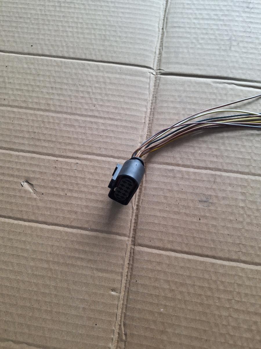 Mufa Conector far VOLKSWAGEN PASSAT 3B3 2000 - 2005 1.9 TDI AVF, AWX 1J0973735