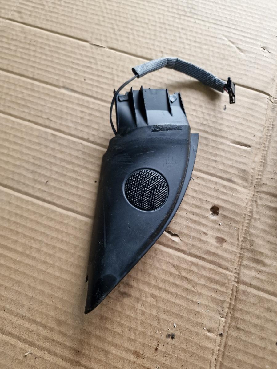 Difuzor de inalta frecventa portiera fata dreapta VOLKSWAGEN PASSAT 3B3 2000 - 2005 1.9 TDI AVF, AWX 3B0837994