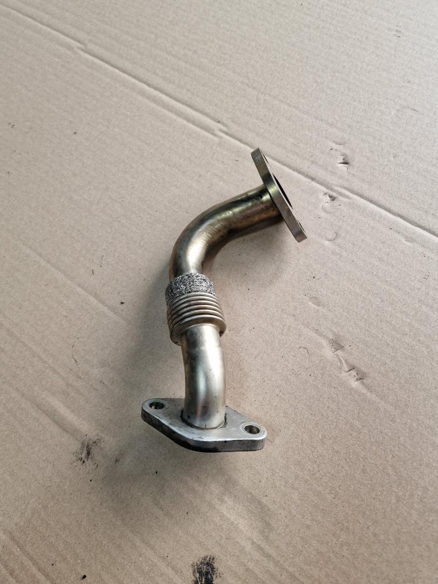 Conducta/furtun supapa EGR VOLKSWAGEN PASSAT 3B3 2000 - 2005 1.9 TDI AVF, AWX 038131521AJ