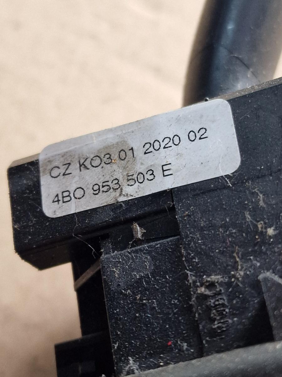 Ansamblu maneta stergatoare semnalizare VOLKSWAGEN PASSAT 3B3 2000 - 2005 1.9 TDI AVF, AWX 4B0953503E